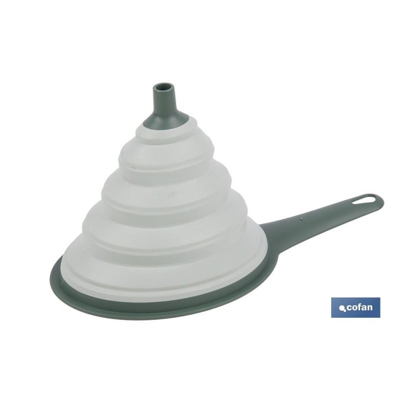 EMBUDO PLEGABLE COLOR VERDE 27 X 12 X14 CM